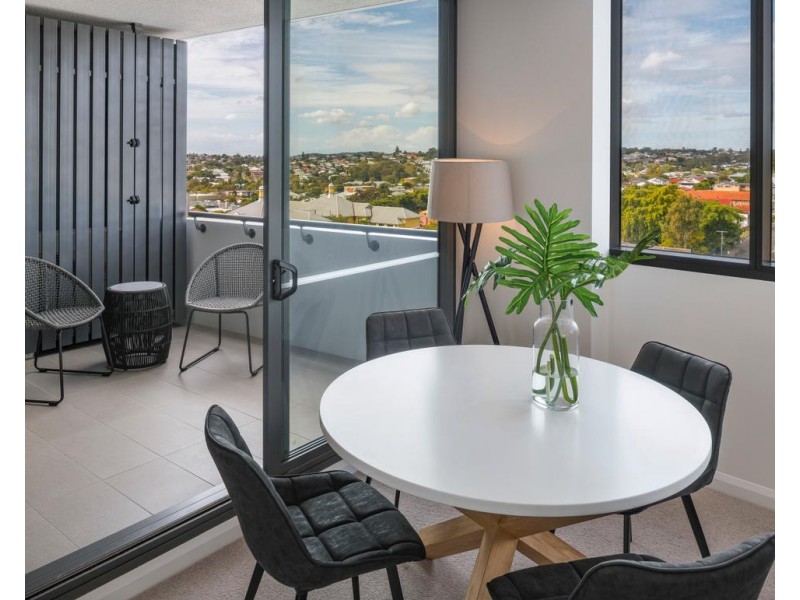 11507/300 Old Cleveland Road, Coorparoo QLD 4151