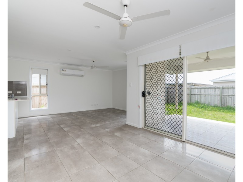15 Jeffreys Street, Caboolture South QLD 4510