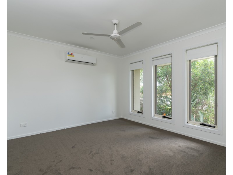15 Jeffreys Street, Caboolture South QLD 4510