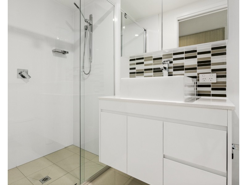 33/27 Manning Street, Milton QLD 4064