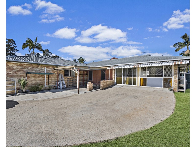 114 Maundrell Terrace, Chermside West QLD 4032