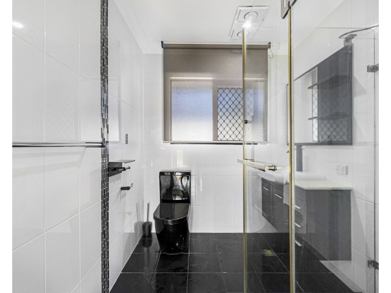 114 Maundrell Terrace, Chermside West QLD 4032