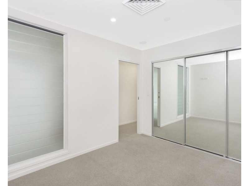 27/21 Manning Street, Milton QLD 4064