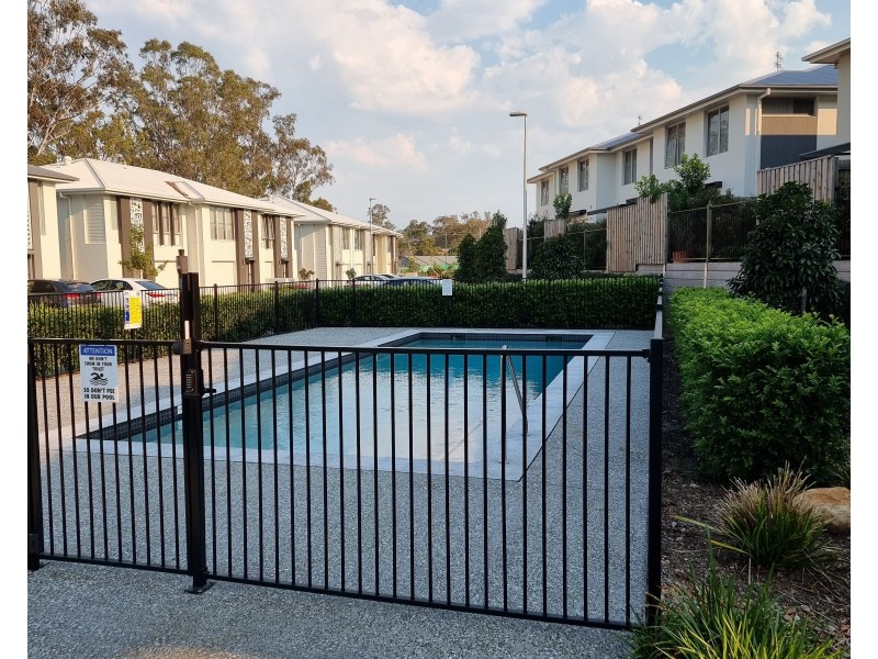 73/1 Isla Street, Pimpama QLD 4209