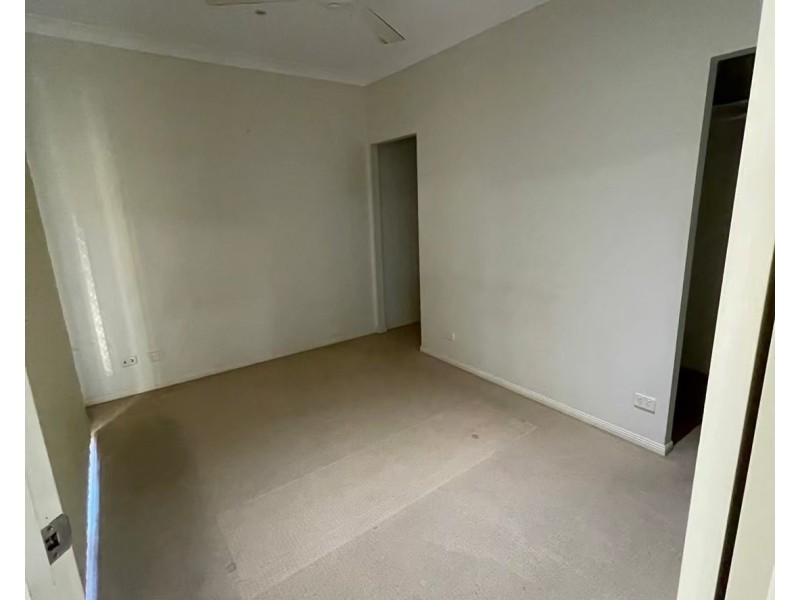 4 Jasper Way, Springfield QLD 4300