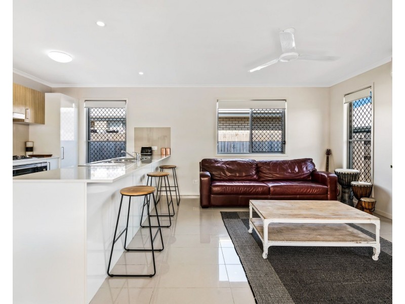 22 Capricorn Crescent, Meridan Plains QLD 4551