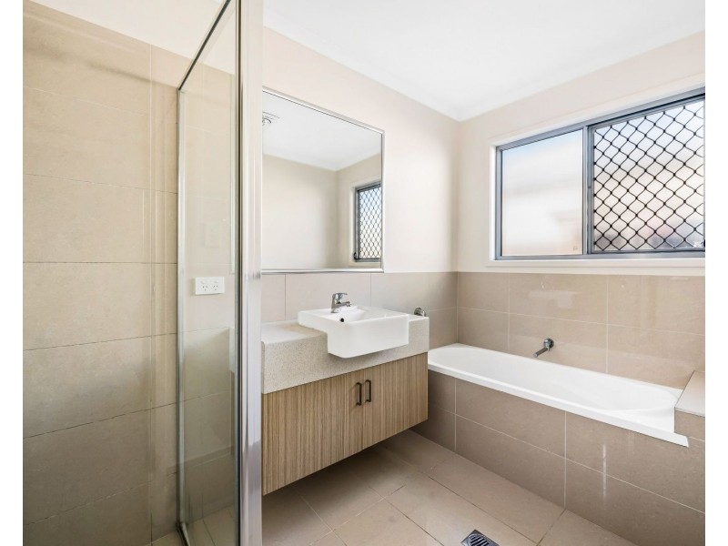 22 Capricorn Crescent, Meridan Plains QLD 4551