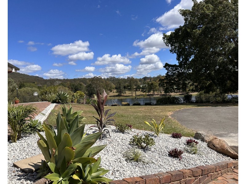 45 Camfin Road, Clear Mountain QLD 4500
