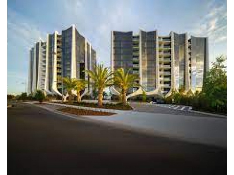41004/24 The Lanes Boulevard, Mermaid Waters QLD 4218