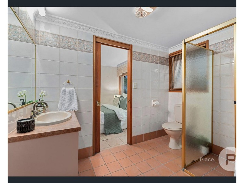 16 Goodwood Place, Carindale QLD 4152