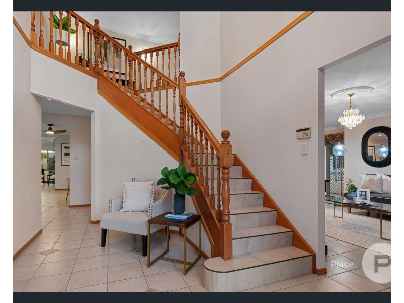 16 Goodwood Place, Carindale QLD 4152