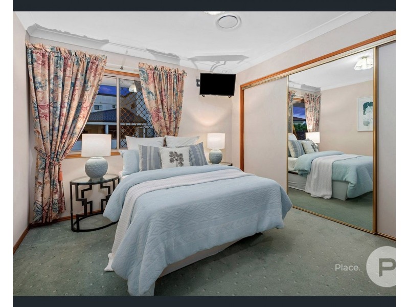 16 Goodwood Place, Carindale QLD 4152