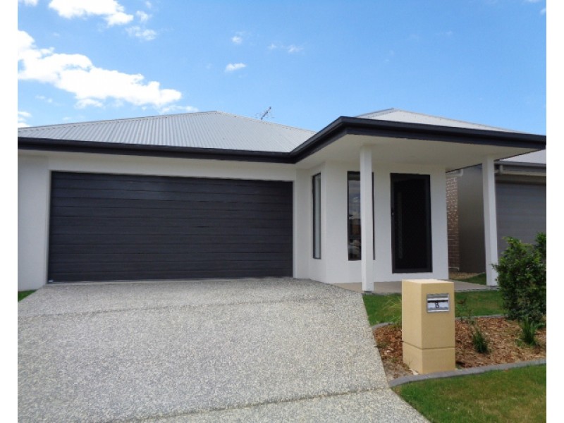 8 Jubilant Street, Morayfield QLD 4506