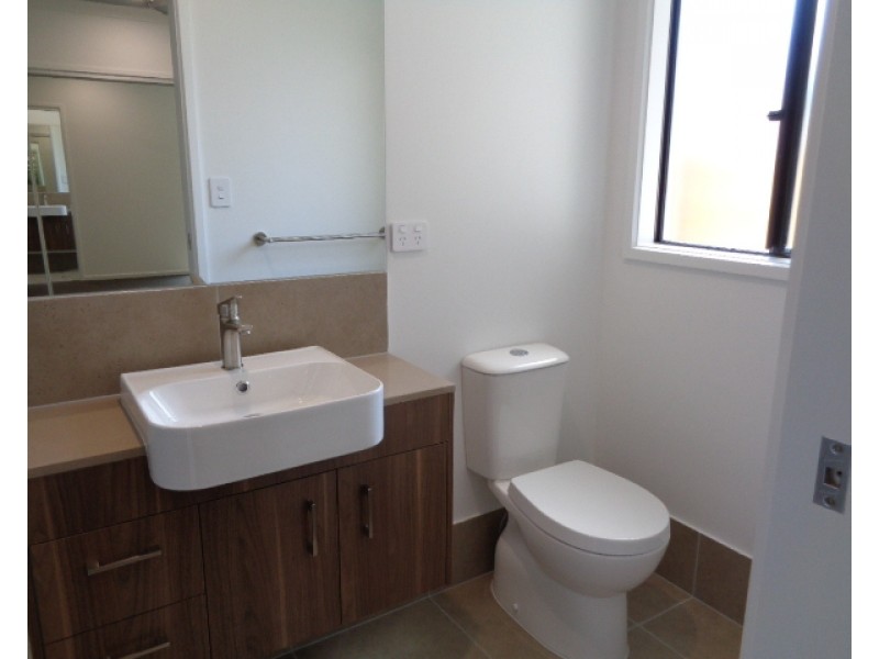 8 Jubilant Street, Morayfield QLD 4506