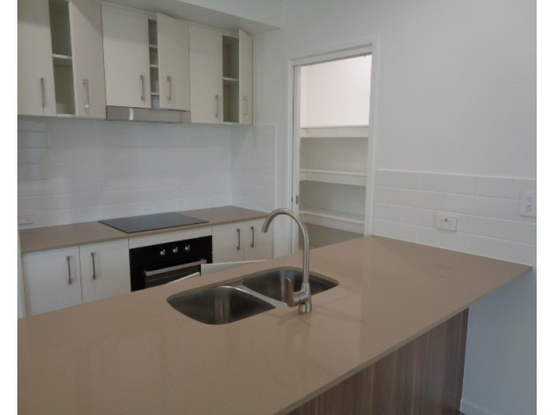 8 Jubilant Street, Morayfield QLD 4506