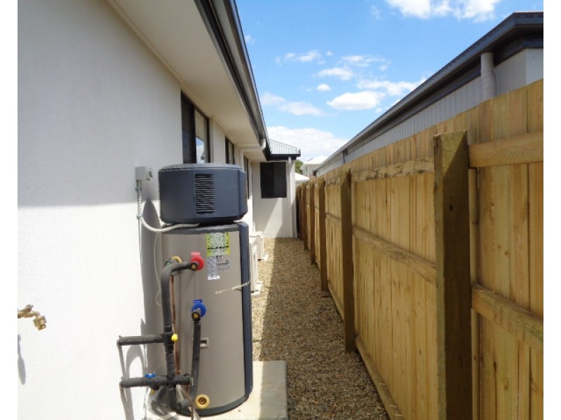 8 Jubilant Street, Morayfield QLD 4506