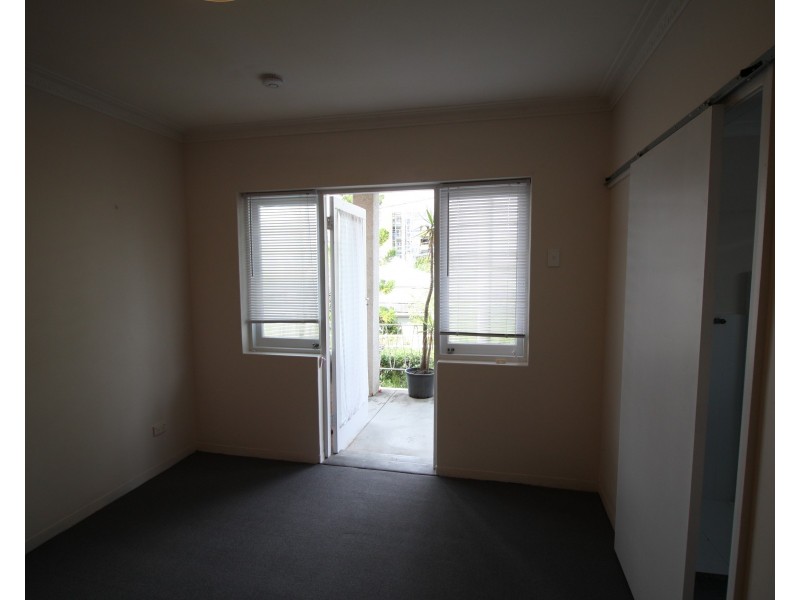 3/24 Hazlewood Street, New Farm QLD 4005