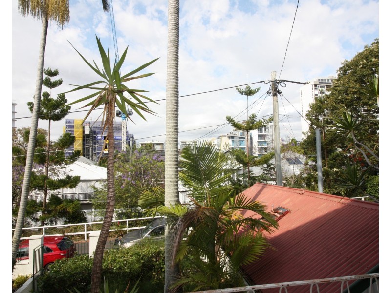 3/24 Hazlewood Street, New Farm QLD 4005