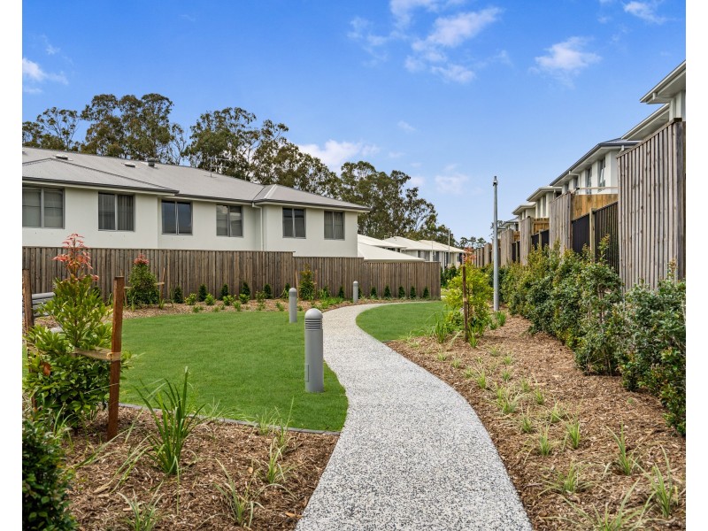 64/1 Isla Street, Pimpama QLD 4209