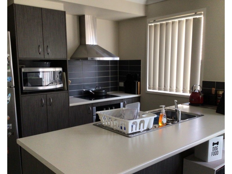 3/54 Sanctuary Parkway, Waterford QLD 4133