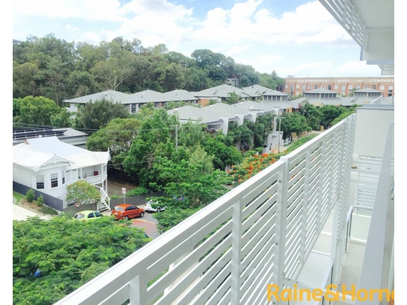 ID:L49430/ 43 Beeston St., Teneriffe QLD 4005