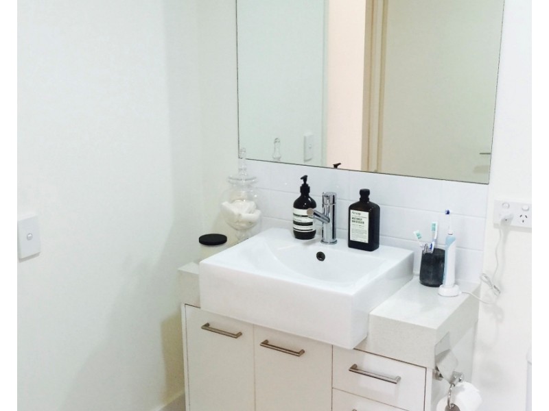 ID:L49430/ 43 Beeston St., Teneriffe QLD 4005
