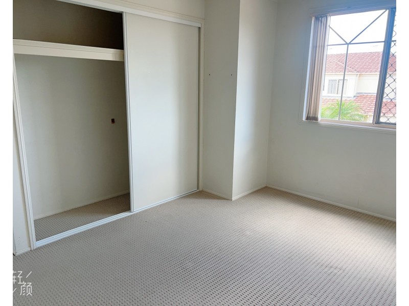 18/8 Manor Street, Eight Mile Plains QLD 4113