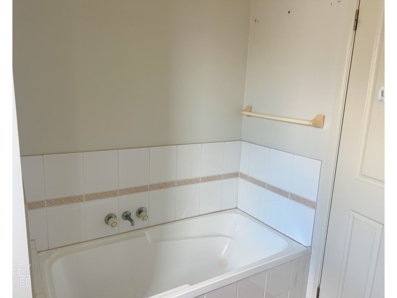 18/8 Manor Street, Eight Mile Plains QLD 4113