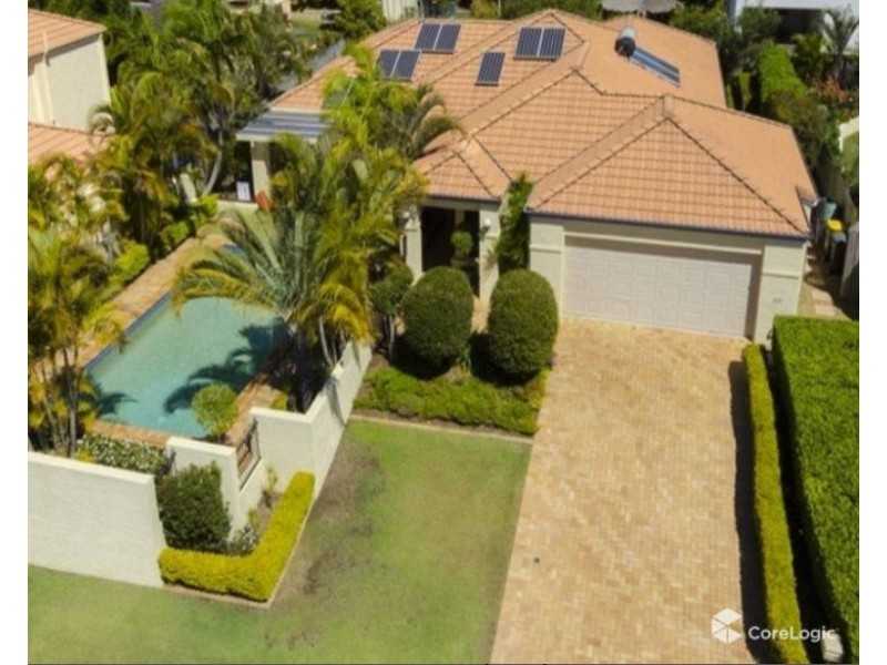 70 Golden Oak Crescent, Carindale QLD 4152