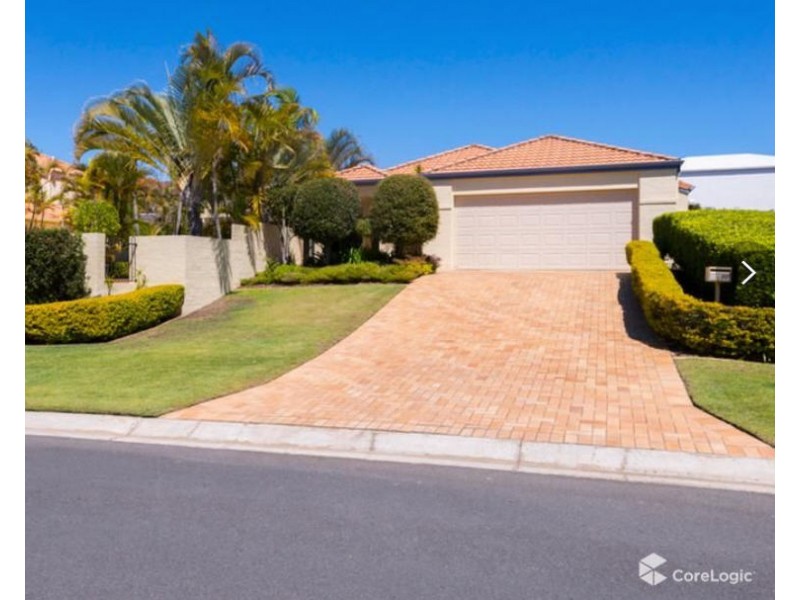 70 Golden Oak Crescent, Carindale QLD 4152