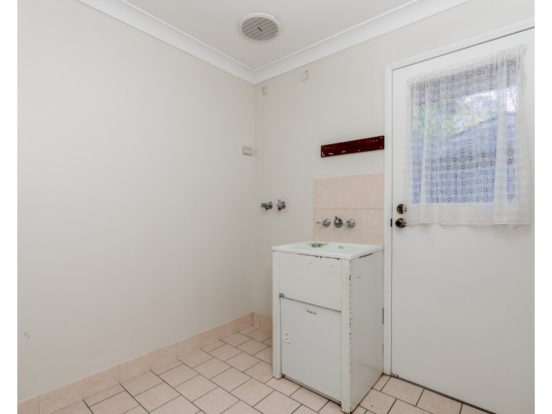 2 Robusta Place, Forest Lake QLD 4078