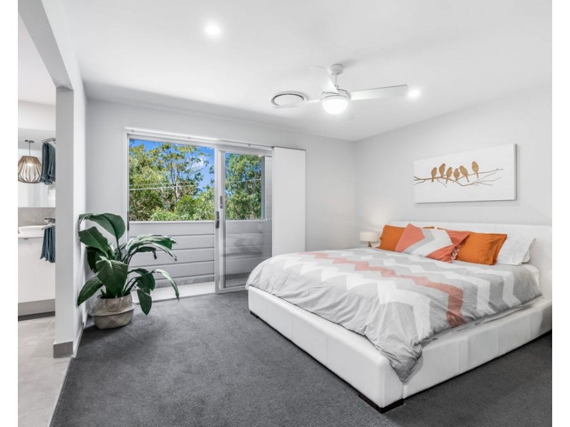 43 Wood Street, Manly QLD 4179