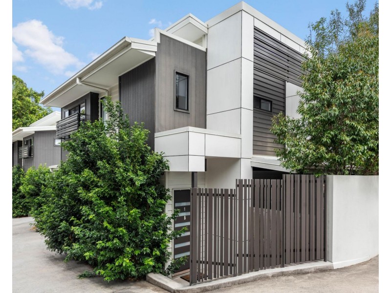 3/15 Sambar Close, Chermside West QLD 4032