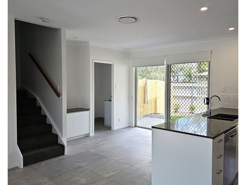 83 Cribb Avenue, Mitchelton QLD 4053