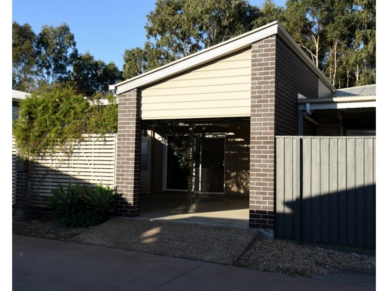 26 Shearer Crescent, Kallangur QLD 4503