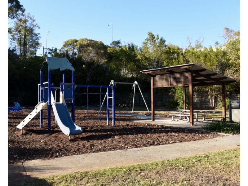 26 Shearer Crescent, Kallangur QLD 4503
