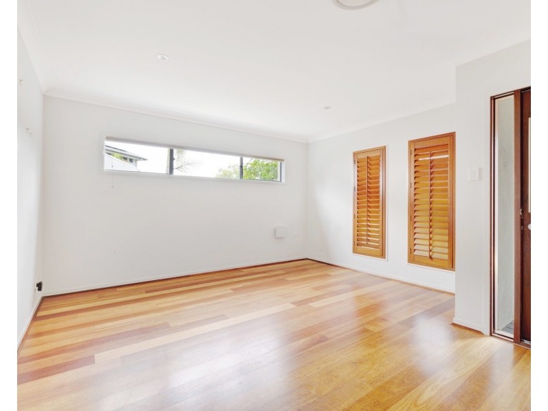 13 Fleetwood Court, Helensvale QLD 4212