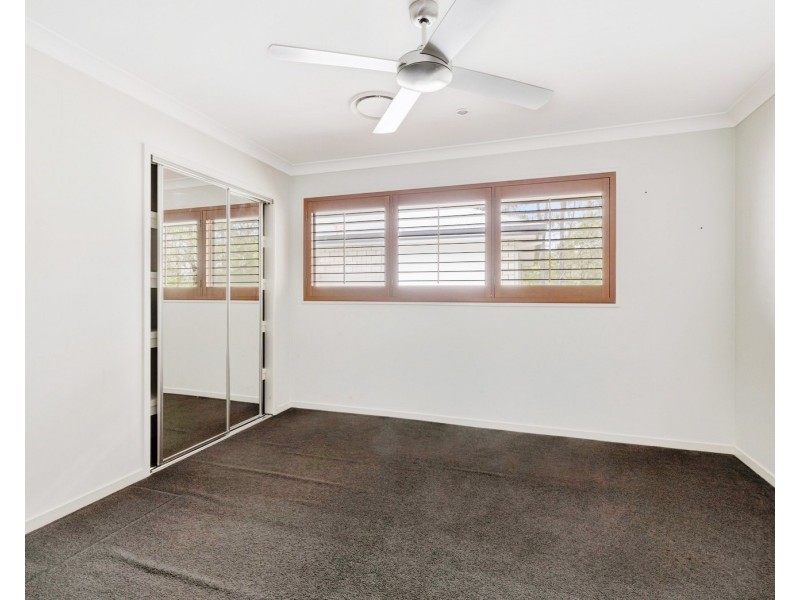13 Fleetwood Court, Helensvale QLD 4212