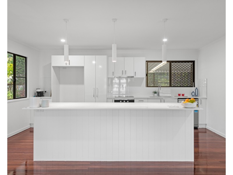 95 Wilgarning Street, Stafford Heights QLD 4053