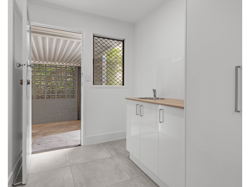 95 Wilgarning Street, Stafford Heights QLD 4053