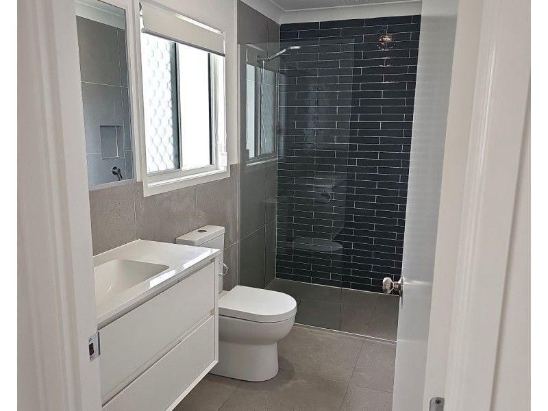 83 Cribb Avenue, Mitchelton QLD 4053