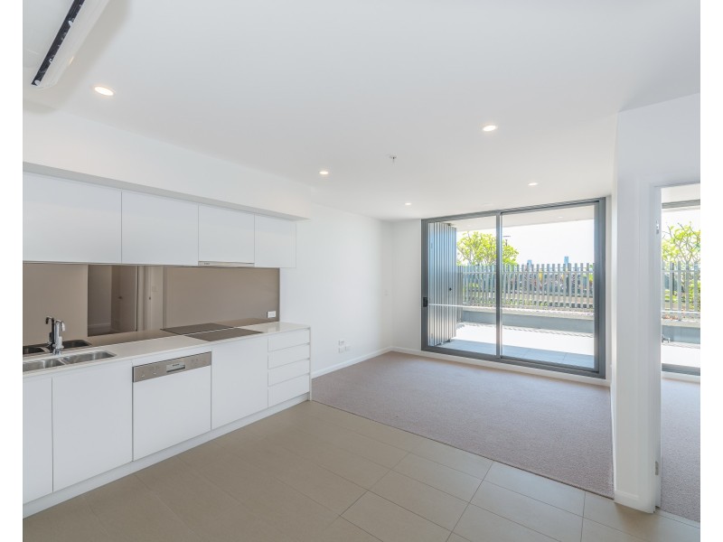 20404/300 Old Cleveland Rd, Coorparoo QLD 4151