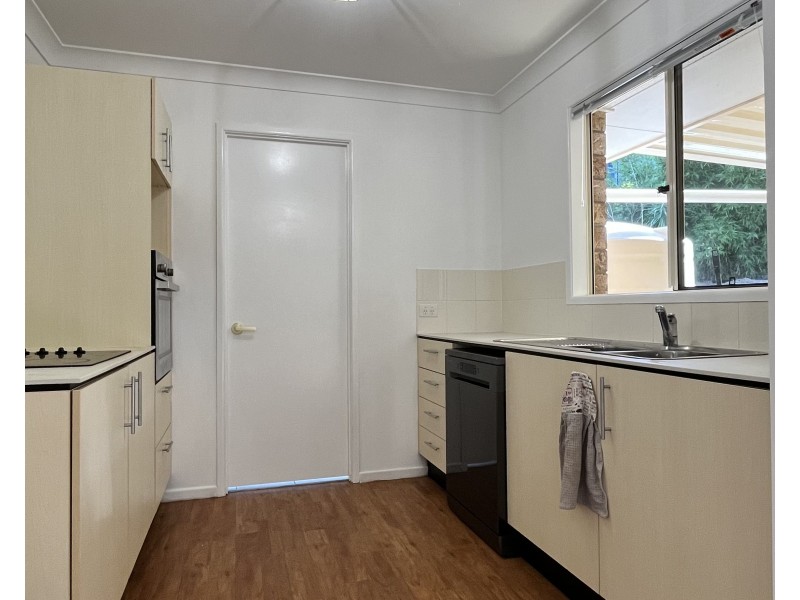15 Henry Samuel Drive, Redbank Plains QLD 4301