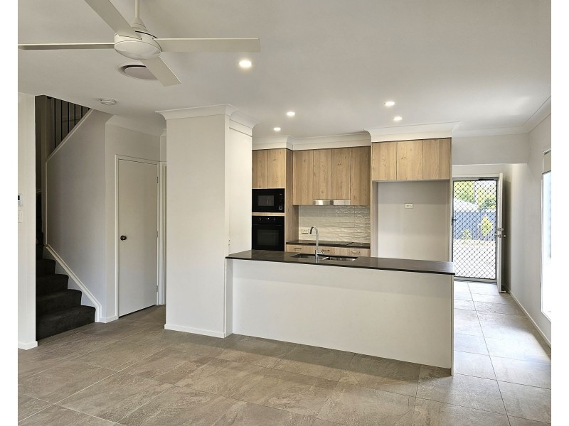 83 Cribb Avenue, Mitchelton QLD 4053