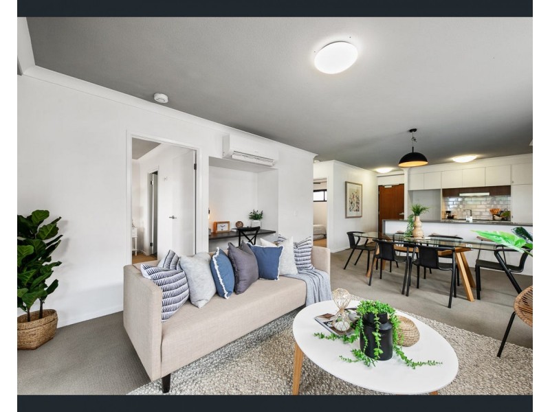 2/8 windsor street, Nundah QLD 4012