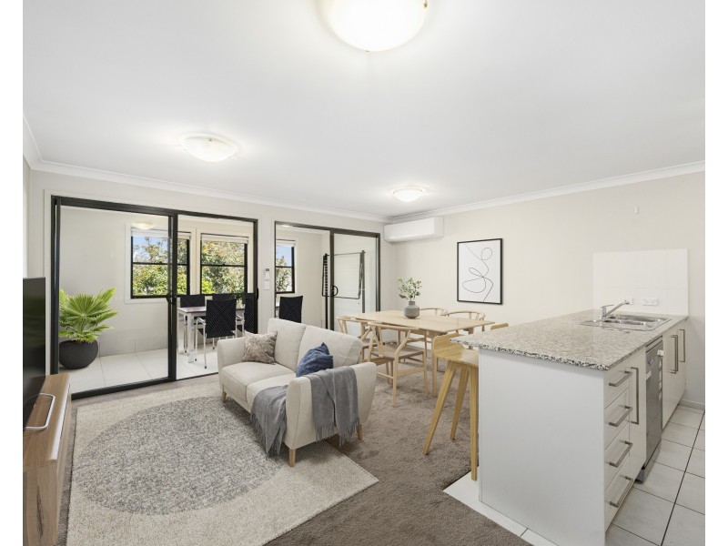 17/51-55 Daniells Street, Carina QLD 4152
