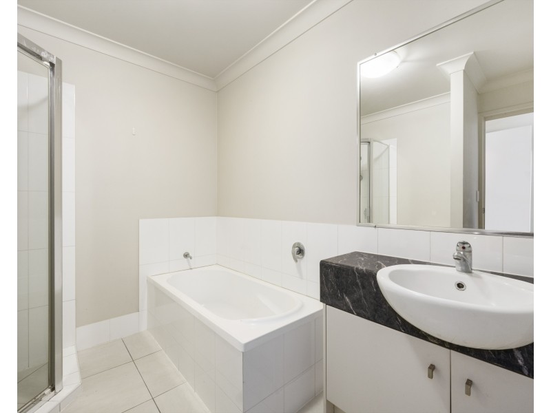 17/51-55 Daniells Street, Carina QLD 4152