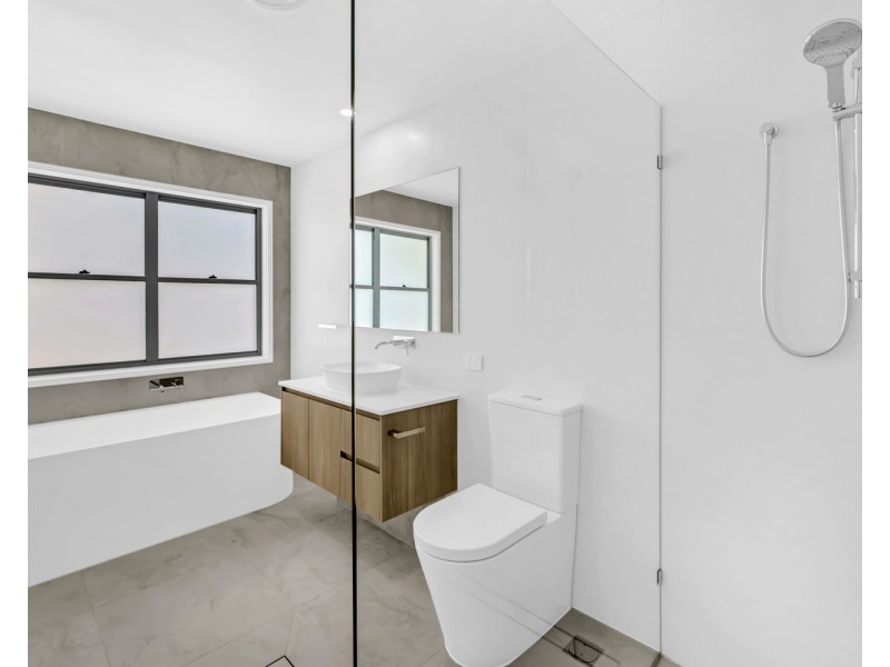 3/89 Pohlman Street, Southport QLD 4215