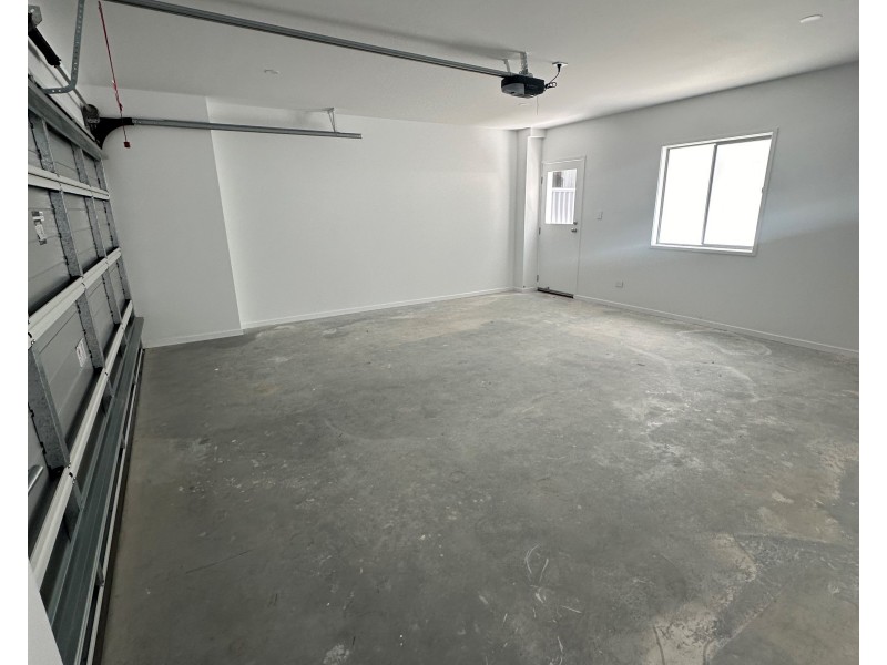 3/89 Pohlman Street, Southport QLD 4215