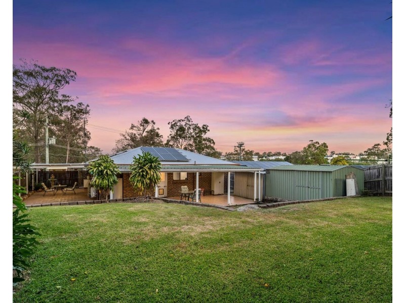 11 Ponderosa Street, Hillcrest QLD 4118